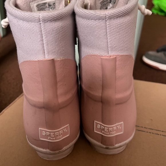 Sperry Top Sider Waterproof Duck Boots Pink Ivory Gold Zip Women 7, WORN - Picture 6 of 9